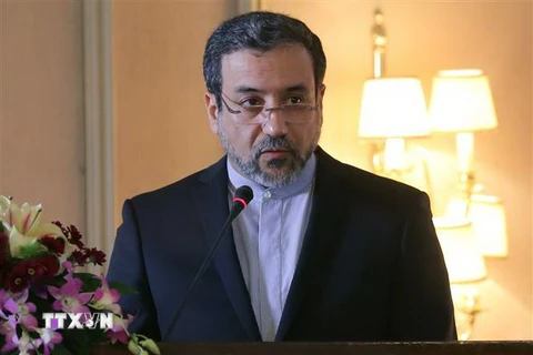 Thứ trưởng Ngoại giao Iran Abbas Araqchi phát biểu tại Tehran. (Nguồn: AFP/TTXVN) 