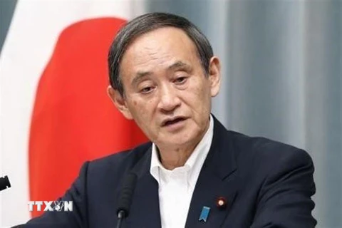 Chánh Văn phòng Nội các Nhật Bản Yoshihide Suga phát biểu tại cuộc họp báo ở Tokyo ngày 27/6/2019. (Nguồn: Kyodo/TTXVN) 