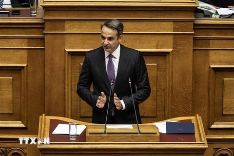 Hy Lạp tuyên bố dỡ bỏ hoàn toàn các biện pháp kiểm soát vốn