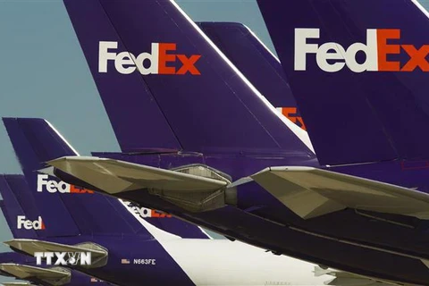Máy bay của công ty chuyển phát nhanh FedEx tại Memphis, Mỹ. (Nguồn: AFP/TTXVN) 