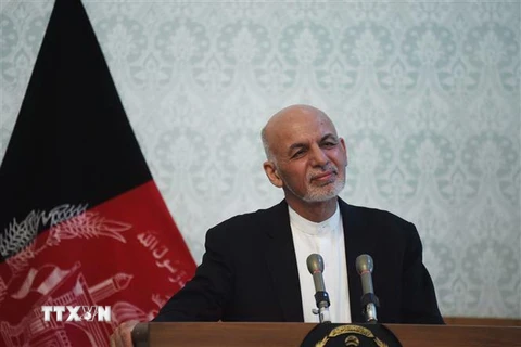 Tổng thống Afghanistan Ashraf Ghani phát biểu tại cuộc họp báo ở Kabul. (Nguồn: AFP/TTXVN) 