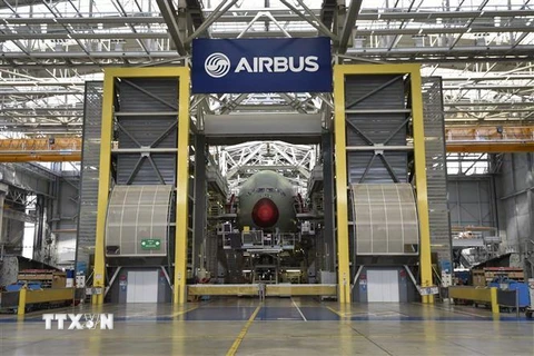 Máy bay A380 của Airbus được sản xuất tại nhà máy ở Blagnac, miền nam nước Pháp, ngày 21/3/2018. (Nguồn: AFP/TTXVN) 