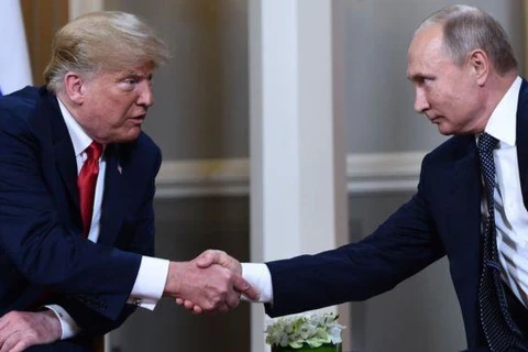 Tổng thống Nga Vladimir Putin (phải) và người đồng cấp phía Mỹ Donald Trump. (Nguồn: Getty Images) 