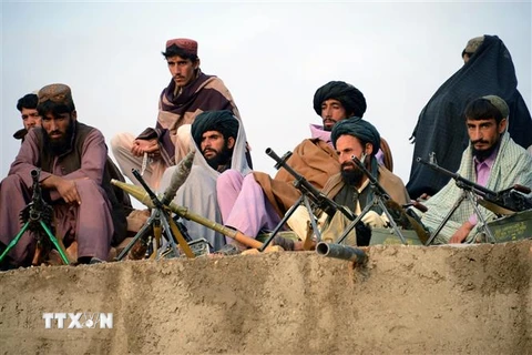 Các tay súng Taliban tại Jamshedi, tỉnh Faryab, Afghanistan. (Nguồn: AFP/TTXVN) 