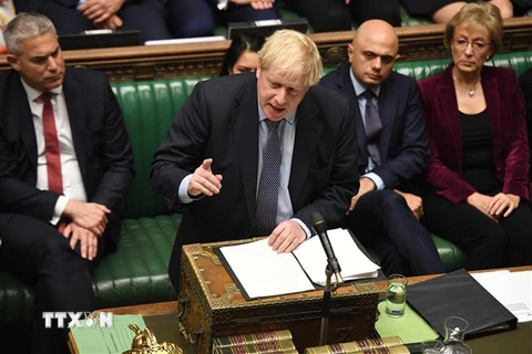 Thủ tướng Anh Boris Johnson phát biểu tại phiên họp Quốc hội ở London, ngày 19/10. (Nguồn: AFP/TTXVN) 