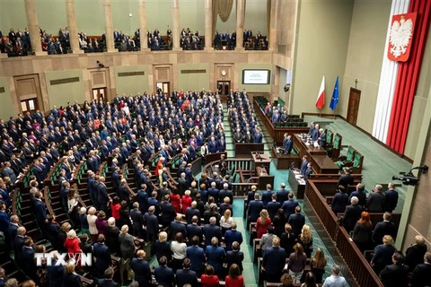 Các thành viên Quốc hội Ba Lan khóa mới tham dự phiên họp đầu tiên tại thủ đô Warsaw ngày 12/11/2019. (Nguồn: AFP/TTXVN) 