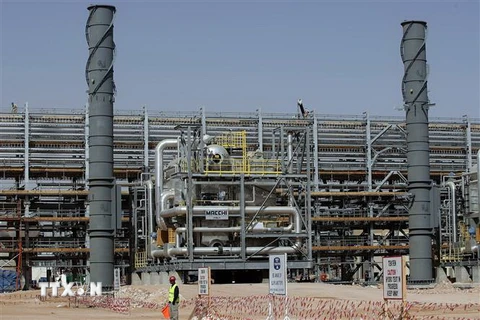 Một cơ sở lọc dầu tại Al-Khurais, Saudi Arabia. (Nguồn: AFP/TTXVN) 