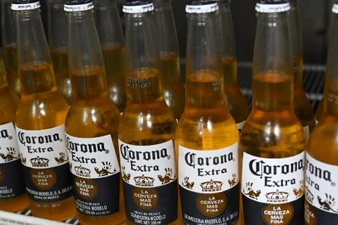 Những chai bia corona. (Nguồn: AFP) 