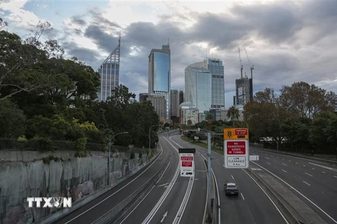 Cảnh vắng vẻ trên đường phố tại Sydney, Australia ngày 10/4/2020, trong bối cảnh dịch COVID-19 lan rộng. (Nguồn: THX/TTXVN) 