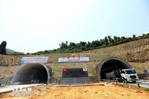 [Photo] Phấn đấu thông xe hầm Hải Vân 2 trong tháng Chín