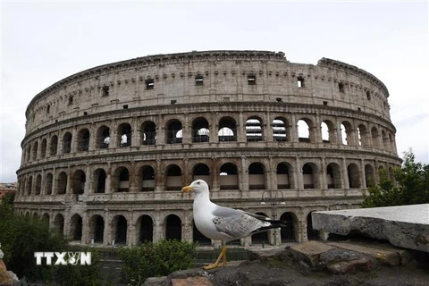 Một điểm thăm quan nổi tiếng tại Rome, Italy vắng bóng du khách do dịch COVID-19, ngày 21/4/2020. (Nguồn: THX/TTXVN) 