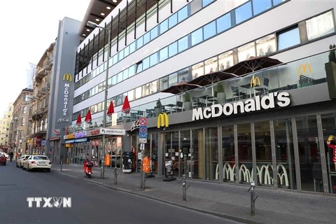 Một quán McDonald's. (Ảnh: Mạnh Hùng/TTXVN) 