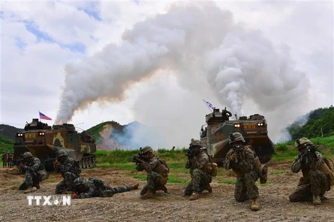 Quân đội Hàn Quốc trong cuộc tập trận ở thành phố cảng Pohang. (Nguồn: AFP/TTXVN) 
