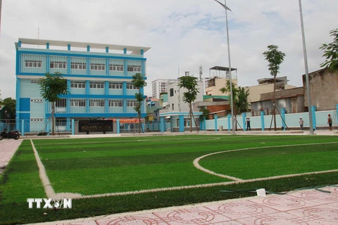 Trường Tiểu học Bùi Hữu Nghĩa (quận Bình Tân), hoàn thành đưa vào sử dụng trong năm học 2020-2021 với quy mô 36 phòng học. (Ảnh: Thu Hoài/TTXVN) 
