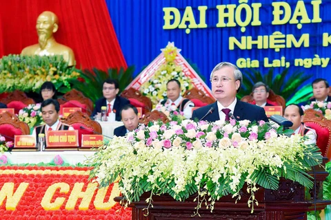 Ông Trần Quốc Vượng, Ủy viên Bộ Chính trị, Thường trực Ban Bí thư Trung ương Đảng, phát biểu chỉ đạo tại Đại hội. (Nguồn: Báo Gia Lai) 