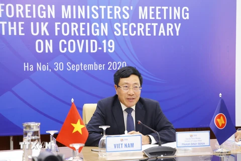 [Photo] ASEAN-Anh tăng cường hợp tác để ứng phó với COVID-19
