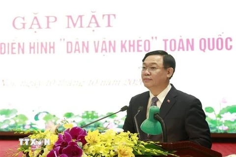 Bí thư Thành ủy Vương Đình Huệ phát biểu tại buổi gặp mặt. (Nguồn: TTXVN phát) 