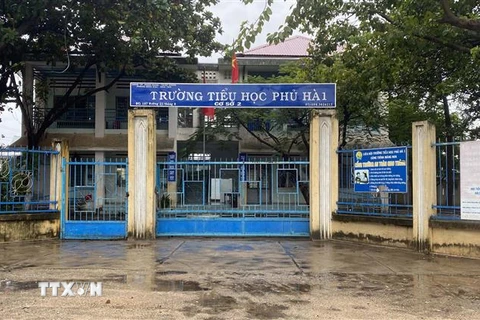 Tất cả trường học trên địa bàn tỉnh Ninh Thuận đã cho học sinh nghỉ học để tránh mưa lũ. (Ảnh: Công Thử/TTXVN) 