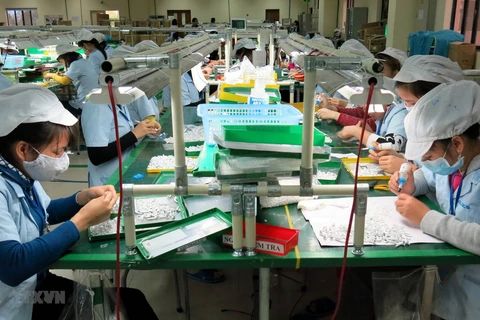 Nhà máy sản xuất linh kiện điện tử, phụ trợ cho Tổ hợp công nghệ cao Samsung, Thái Nguyên. (Ảnh: Hoàng Nguyên/TTXVN) 