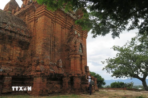 Chiêm ngưỡng vẻ đẹp huyền bí của tháp Po Klong Garai ở Ninh Thuận