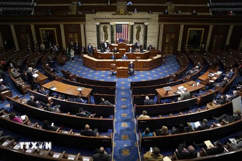 Toàn cảnh phiên họp lưỡng viện Quốc hội Mỹ nhằm xác nhận kết quả bầu cử Tổng thống 2020, tại Washington, DC, ngày 6/1/2021. (Nguồn: AFP/TTXVN) 