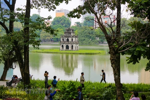 Năm 2021, mục tiêu chính của ngành du lịch Hà Nội vẫn là tập trung vào thị trường nội địa. (Ảnh: Lê Minh Sơn/Vietnam+) 