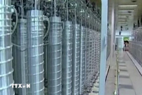Các máy ly tâm bên trong cơ sở hạt nhân Natanz ở miền Trung Iran. (Nguồn: IRNA/TTXVN) 