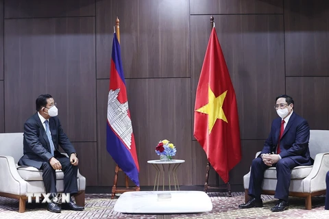 [Photo] Thủ tướng Phạm Minh Chính hội kiến Thủ tướng Campuchia Hun Sen