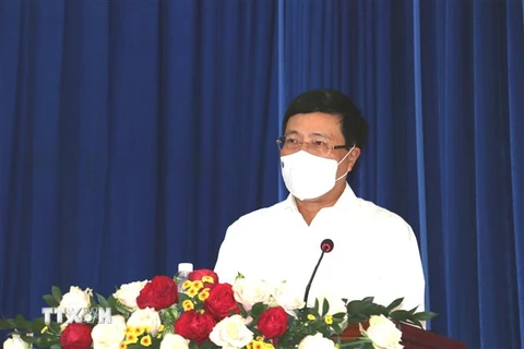 Ủy viên Bộ Chính trị, Phó Thủ tướng Chính phủ Phạm Bình Minh phát biểu tại buổi làm việc. (Ảnh: Đoàn Mạnh Dương/TTXVN) 