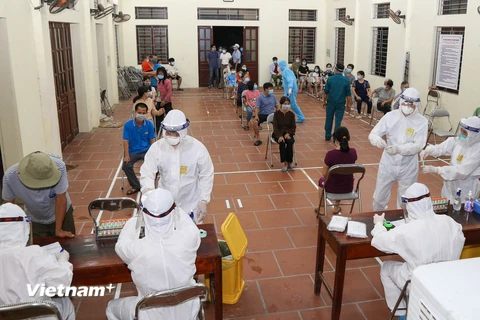 [Photo] Bệnh viện Quân y 110 tham gia chống dịch tại Bắc Ninh