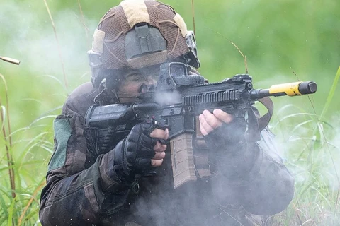 Một binh sỹ Pháp tham gia cuộc tập trận tại Nhật Bản. (Nguồn: AP) 