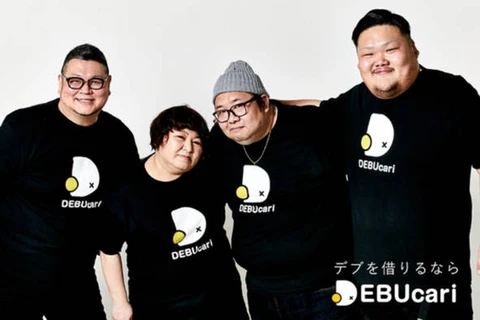 Được gọi là Debucari, dịch vụ mới này cho phép bất kỳ ai cũng có thể thuê một người béo theo giờ. (Nguồn: odditycentral.com) 