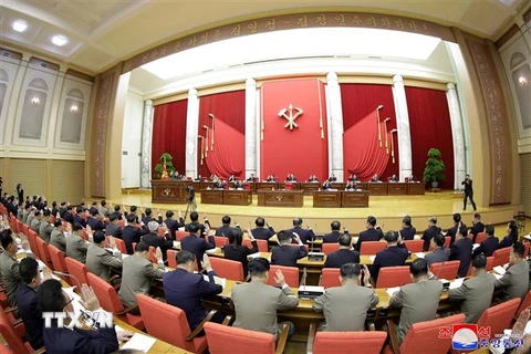 Toàn cảnh một phiên họp toàn thể của Ủy ban Trung ương Đảng Lao động Triều Tiên ở Bình Nhưỡng. (Nguồn: YONHAP/TTXVN) 