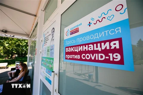 Một điểm tiêm chủng vaccine ngừa COVID-19 tại Moskva, Nga, ngày 19/6/2021. (Ảnh: THX/TTXVN) 