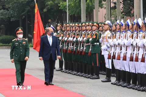[Photo] Bộ trưởng Quốc phòng Anh thăm chính thức Việt Nam