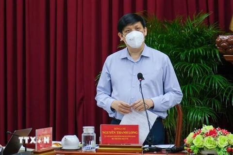 Ngày 31/7/2021, đoàn công tác của Bộ Y tế do Bộ trưởng Nguyễn Thanh Long làm trưởng đoàn đến làm việc với Thành ủy, Ủy ban Nhân dân thành phố Cần Thơ về công tác phòng, chống dịch COVID-19 trên địa bàn thành phố. (Ảnh: TTXVN phát) 