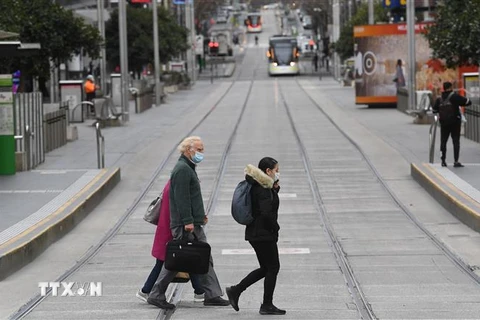 Cảnh vắng vẻ tại một tuyến phố ở Australia. (Ảnh: AFP/TTXVN) 