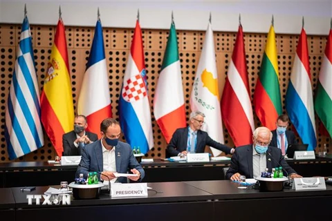 Các đại biểu tham dự Hội nghị không chính thức Ngoại trưởng EU tại Brdo pri Kranju, Slovenia, ngày 2/9/2021. (Nguồn: TTXVN phát) 