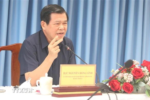 Ông Nguyễn Hồng Lĩnh, Bí thư Tỉnh ủy Đồng Nai, phát biểu tại cuộc họp. (Ảnh: Công Phong/TTXVN) 