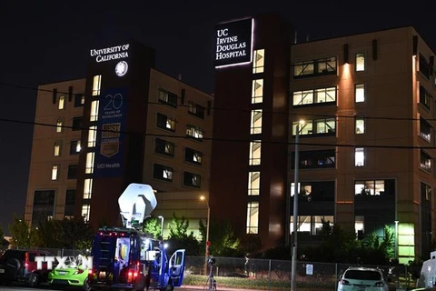 Bệnh viện Irvine, bang California, miền Nam nước Mỹ, nơi cựu Tổng thống Mỹ Bill Clinton được điều trị. (Ảnh: AFP/TTXVN) 