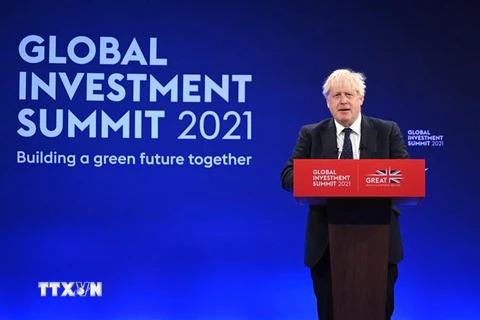 Thủ tướng Anh Boris Johnson phát biểu tại Hội nghị tài chính toàn cầu ở London, Anh, ngày 19/10/2021. (Ảnh: AFP/TTXVN) 