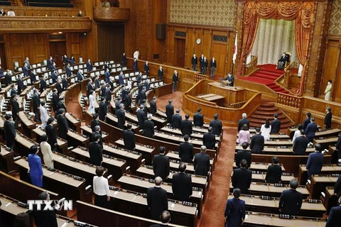Toàn cảnh một phiên họp Quốc hội Nhật Bản ở Tokyo, ngày 17/9/2020. (Ảnh: Kyodo/TTXVN) 