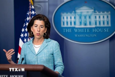 Bộ trưởng Thương mại Mỹ Gina Raimondo. (Ảnh: AFP/TTXVN) 