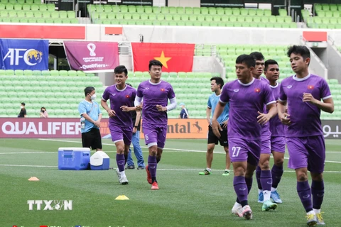 [Photo] Đội tuyển Việt Nam tập luyện trước trận đấu với Australia