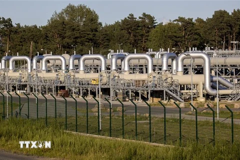 Đường ống dẫn khí đốt thuộc Dự án Dòng chảy phương Bắc 2 ở Lubmin, Đức. (Ảnh: AFP/TTXVN) 