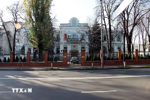 Quang cảnh bên ngoài Đại sứ quán Trung Quốc ở Kiev, Ukraine. (Ảnh: Commons.wikimedia/TTXVN) 