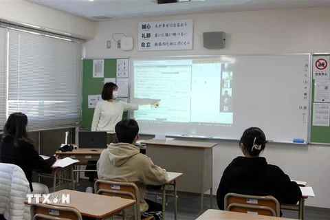 Một tiết học ở Trường Nhật ngữ Goto. (Ảnh: Phạm Tuân/TTXVN) 