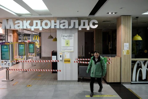 Nhà hàng McDonald's tại một trung tâm thương mại ở Moskva đã đóng cửa. (Nguồn: AFP/Getty Images) 