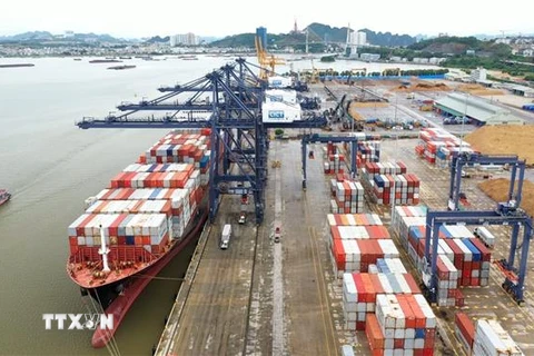 Cảng container quốc tế Cái Lân, tỉnh Quảng Ninh. (Ảnh: Thanh Vân/TTXVN) 