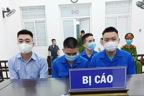 Các bị cáo tại phiên tòa. (Nguồn: cand.com.vn) 